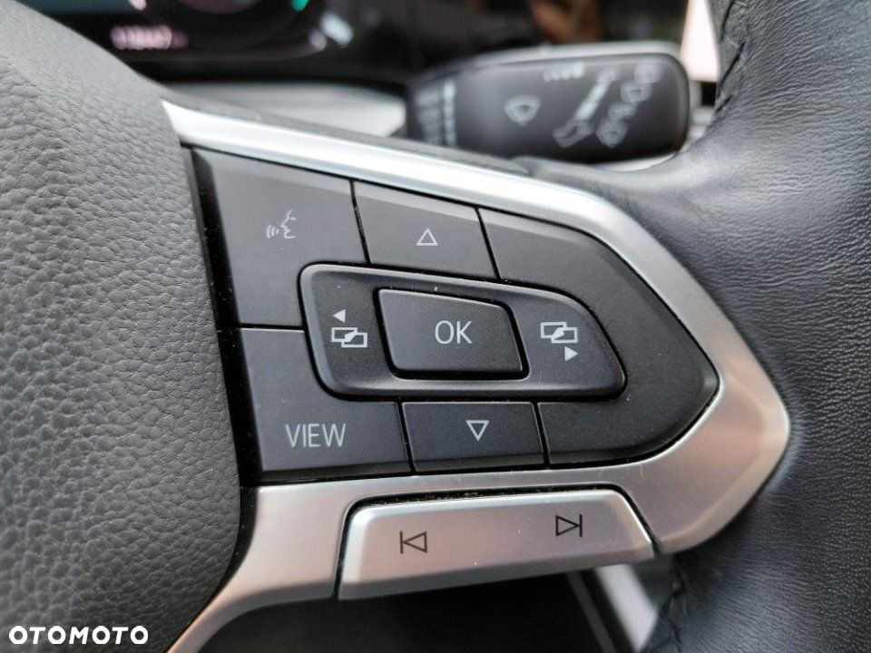 Volkswagen Golf - 19