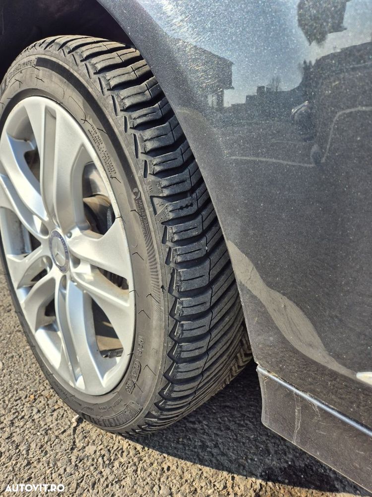 Mercedes-Benz C 180 CDI DPF (BlueEFFICIENCY) - 12