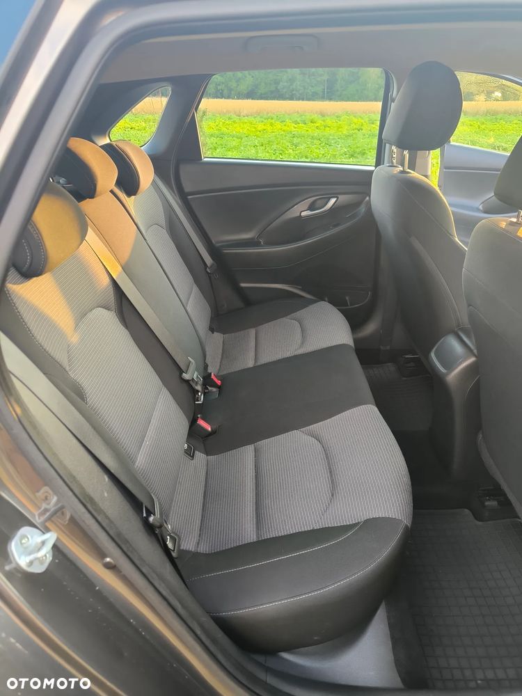 Hyundai i30 1.0 T-GDI Premiere Comfort - 12
