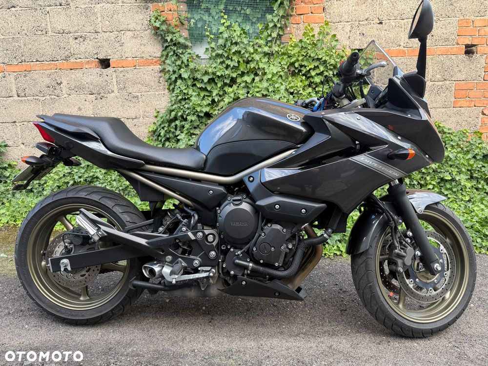 Yamaha XJ - 3