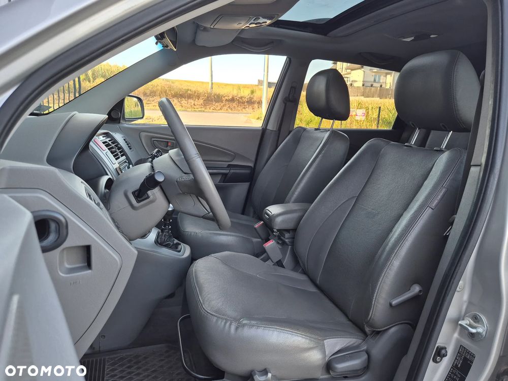 Hyundai Tucson 2.0 CRDi Premium - 11