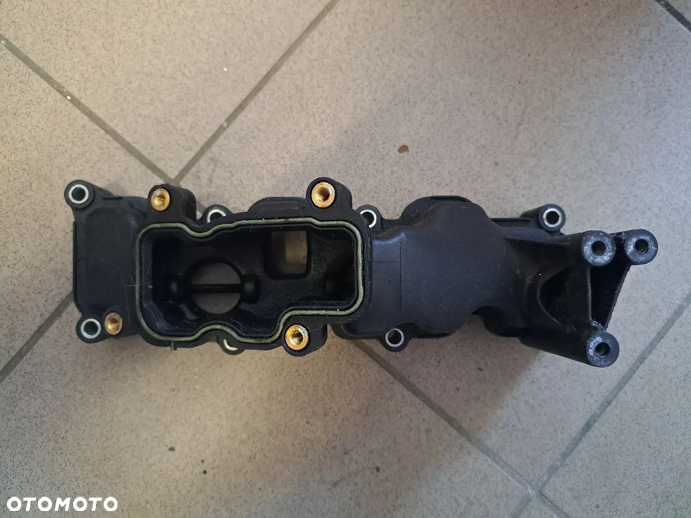 KOLEKTOR SSĄCY AUDI A5 8T Z059129711BR