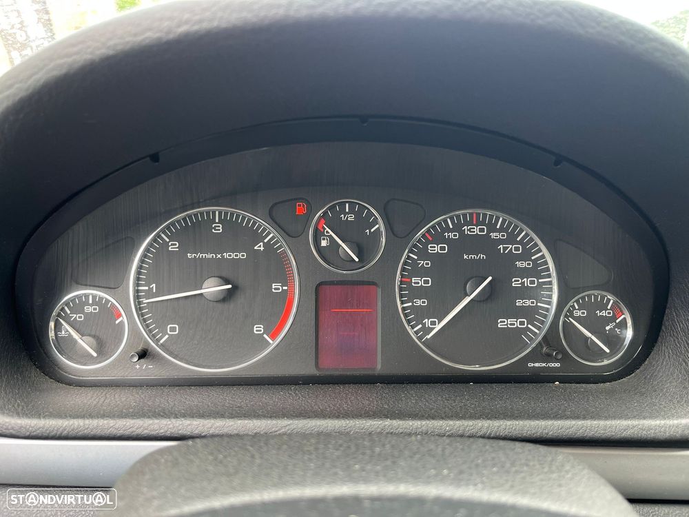 Peugeot 407 SW HDi 110 Sport - 27