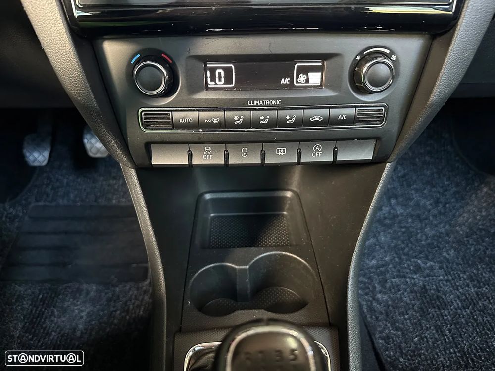 Skoda Rapid Spaceback - 13