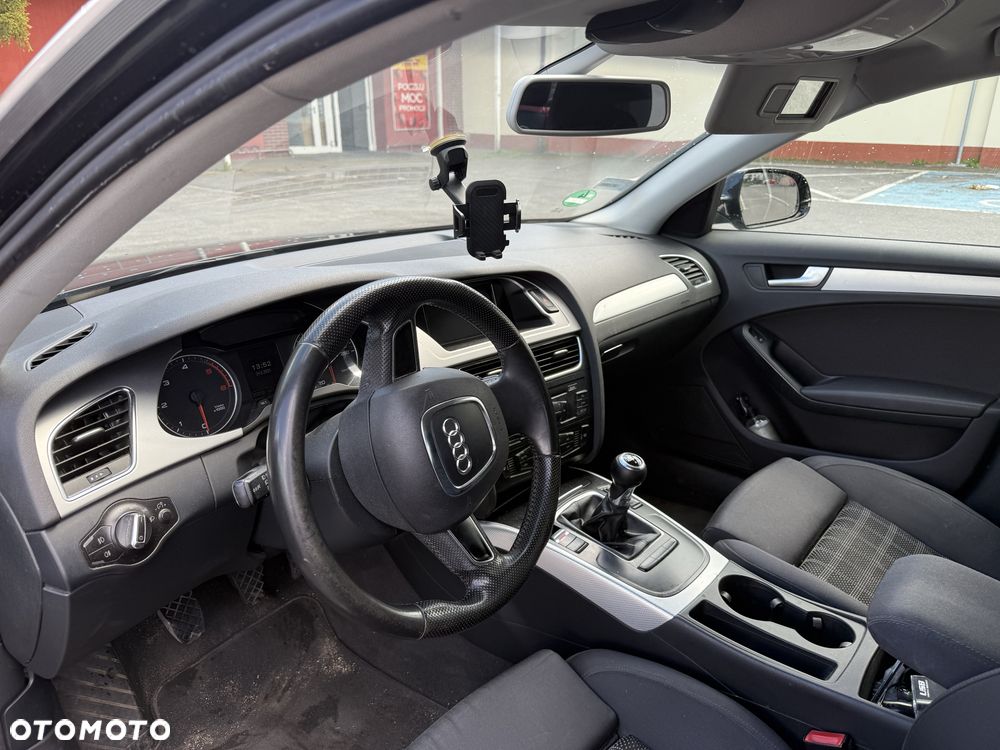Audi A4 Avant - 6