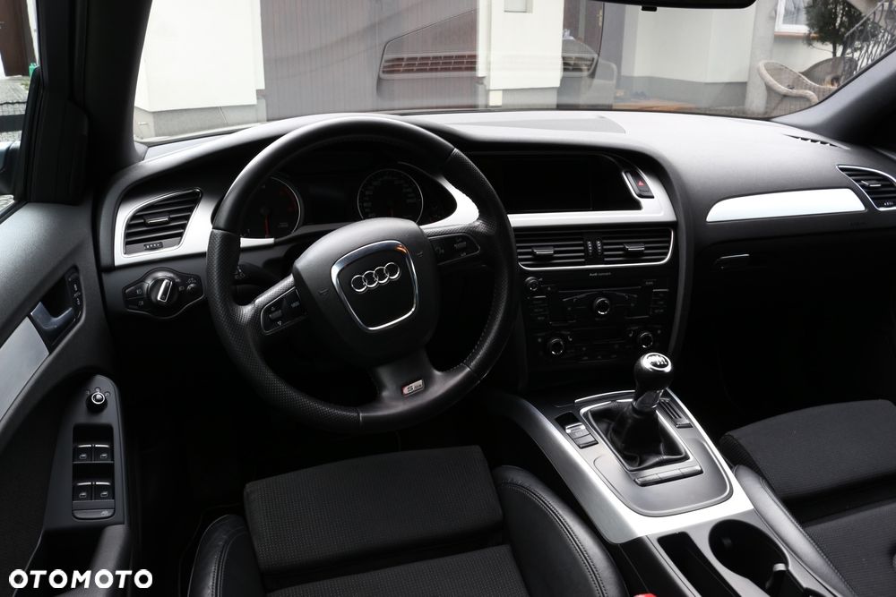 Audi A4 Limousine 2.0 TDI DPF - 13