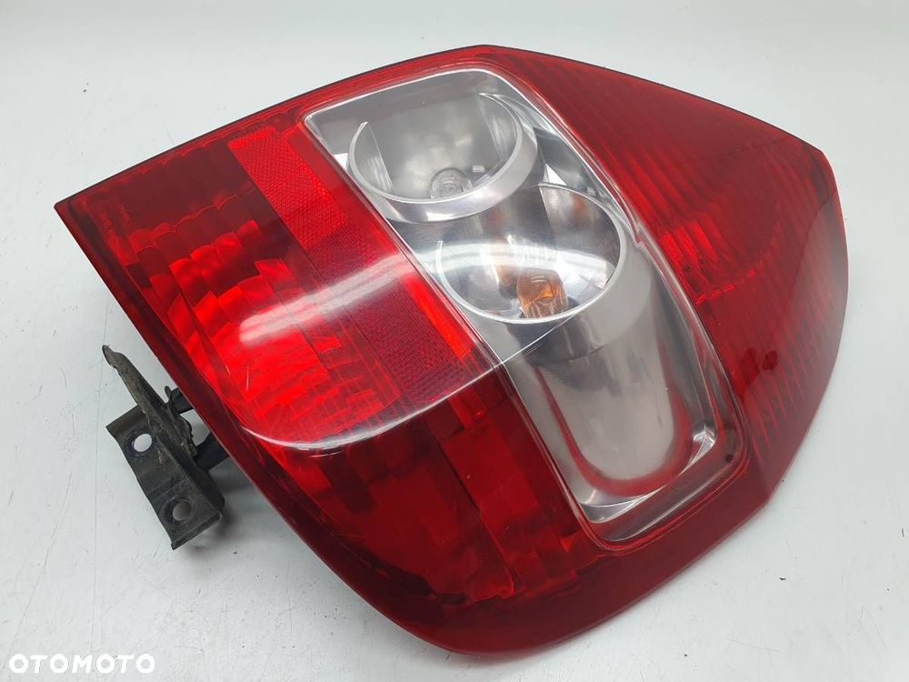 LAMPA TYŁ PRAWA HONDA JAZZ II 2005 EUROPA - 2