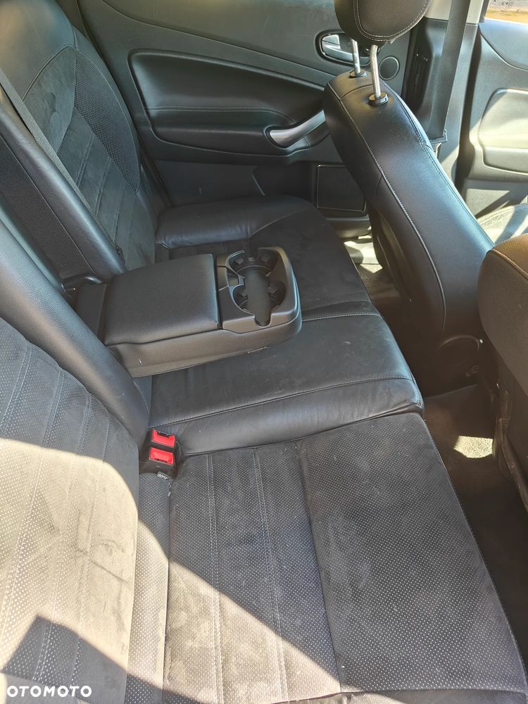 Ford Mondeo 2.5 Titanium S - 11