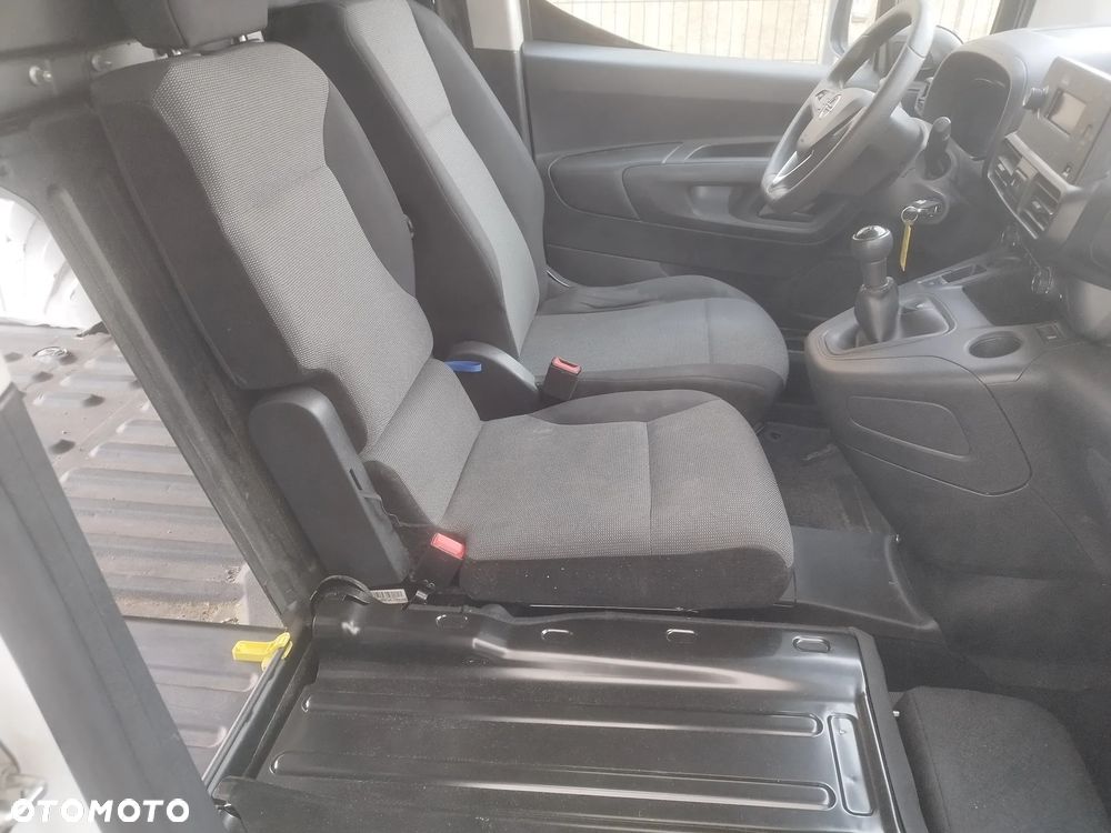 Opel Combo - 18