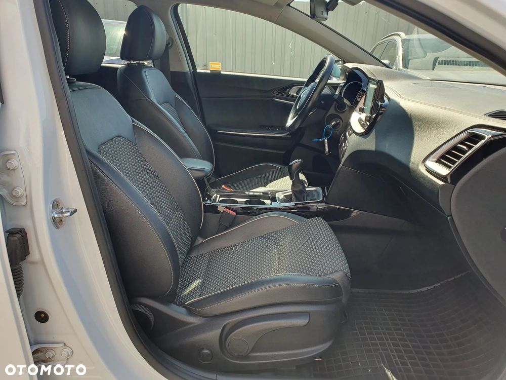 Kia Ceed 1.5 T-GDI L - 25
