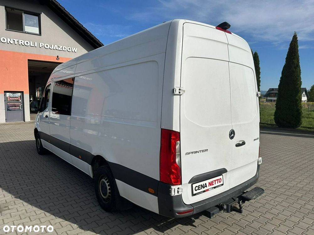 Mercedes-Benz Sprinter - 5