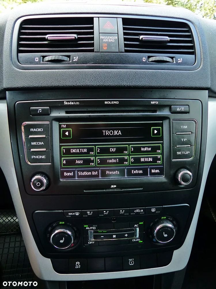 Skoda Yeti 1.2 TSI DSG Ambition PLUS EDITION - 32