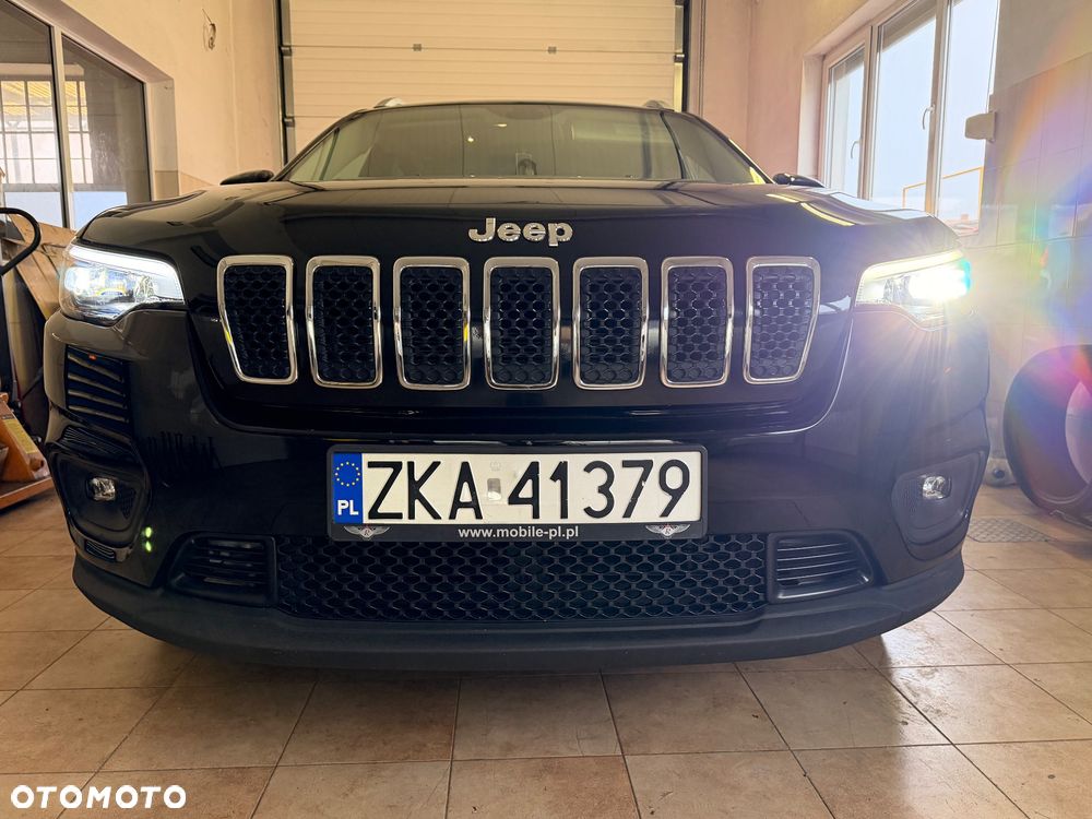 Jeep Cherokee - 20