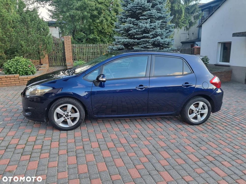 Toyota Auris 2010