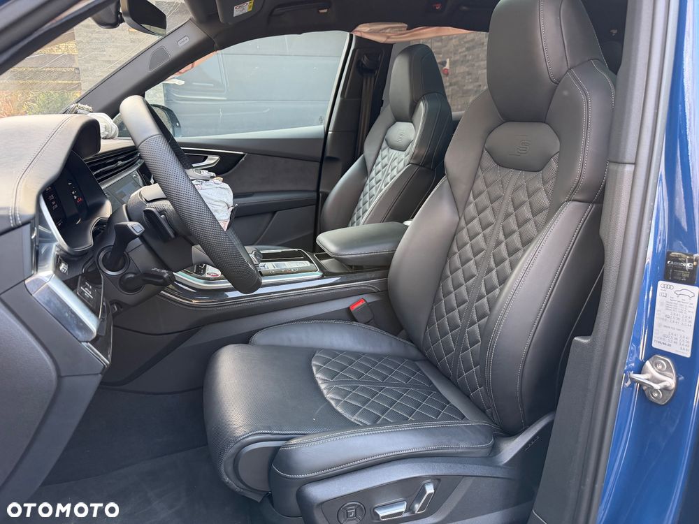 Audi SQ7 - 18