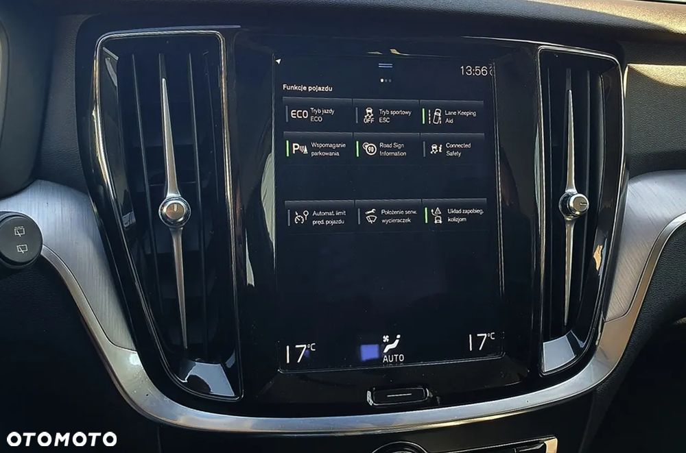 Volvo V60 B3 B DKG Momentum Pro - 19