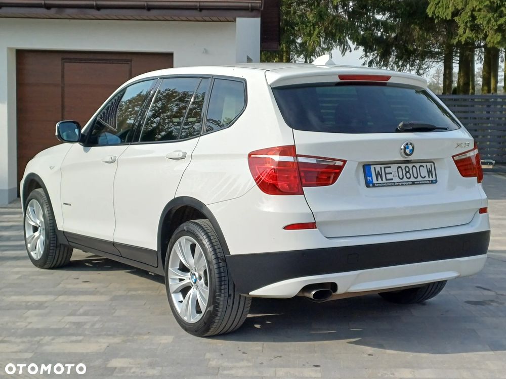 BMW X3 20i xDrive - 12