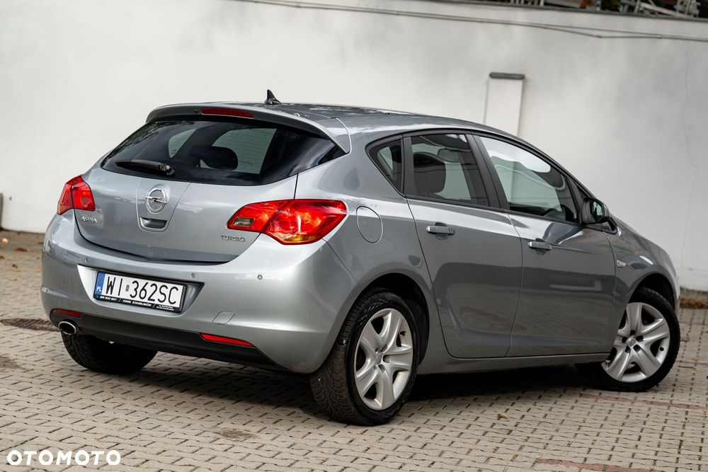 Opel Astra 1.4 Turbo Color Edition - 13