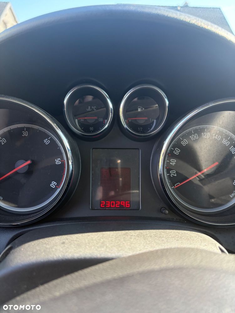 Opel Astra 1.7 CDTI - 10