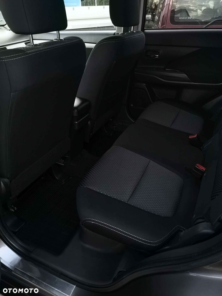 Mitsubishi Outlander 2.2 DI-D Intense + SDA 4WD - 6