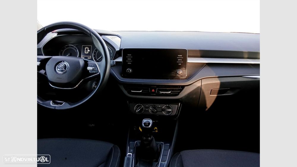 Skoda Fabia 1.0 MPI Ambition - 19