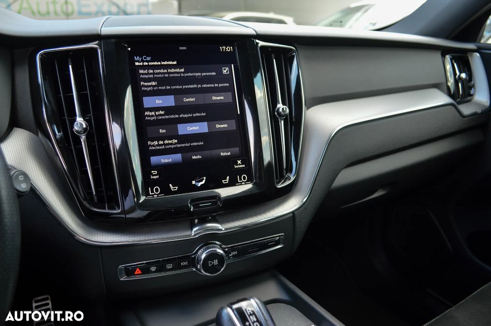 Volvo XC 60 D5 AWD R-Design - 25