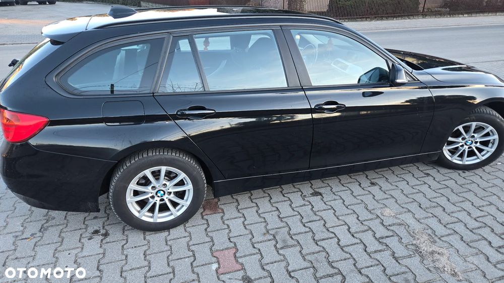 BMW Seria 3 320d - 5