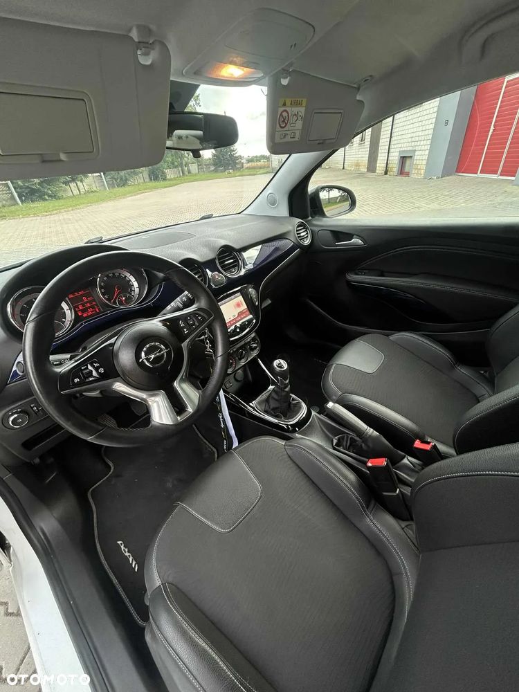 Opel Adam 1.2 - 11