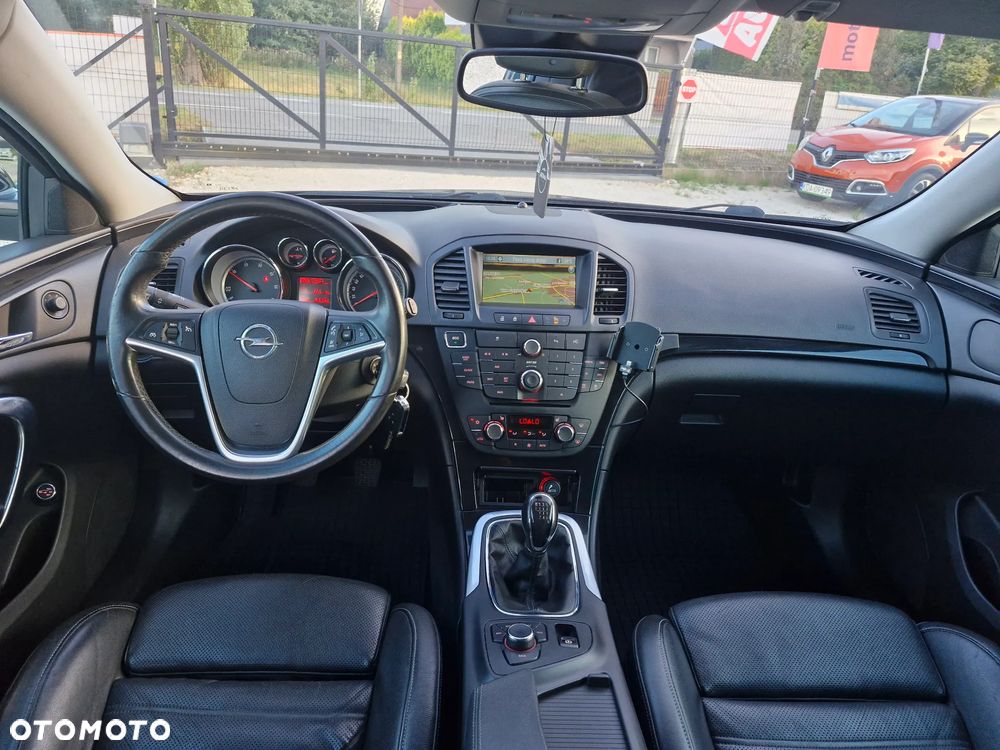 Opel Insignia - 8