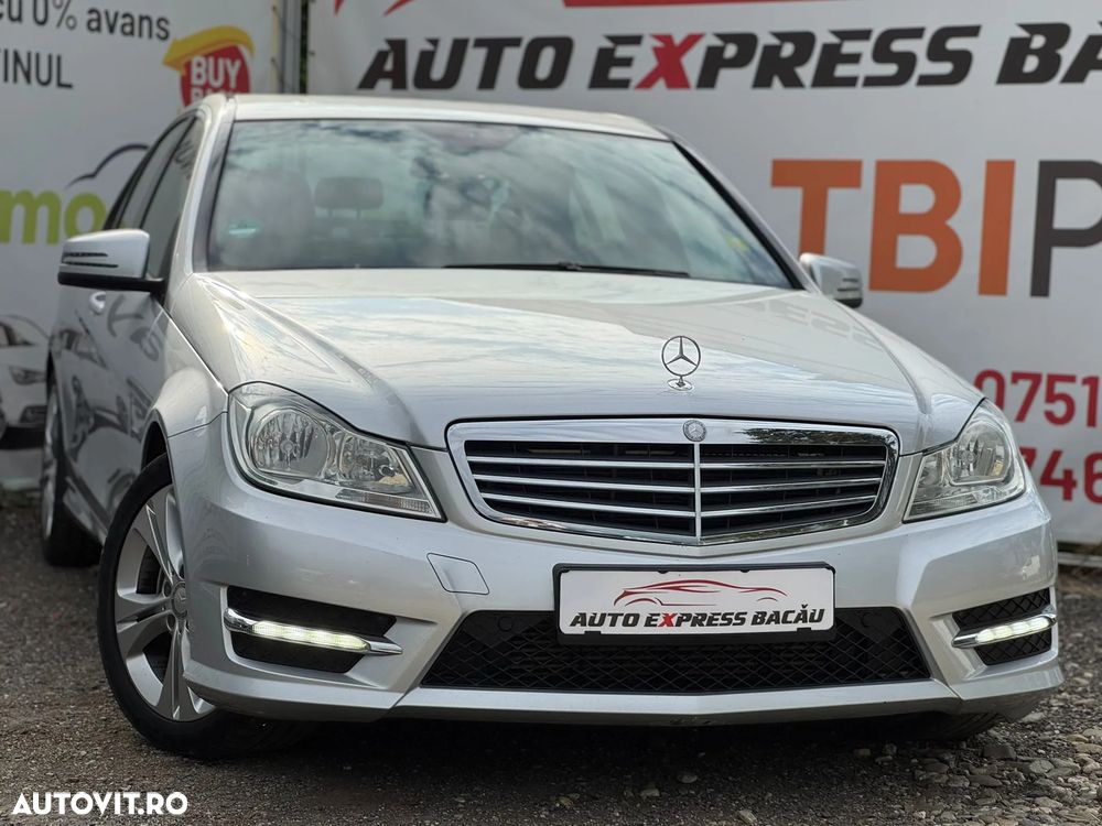 Mercedes-Benz C 180 T CGI BlueEFFICIENCY - 14