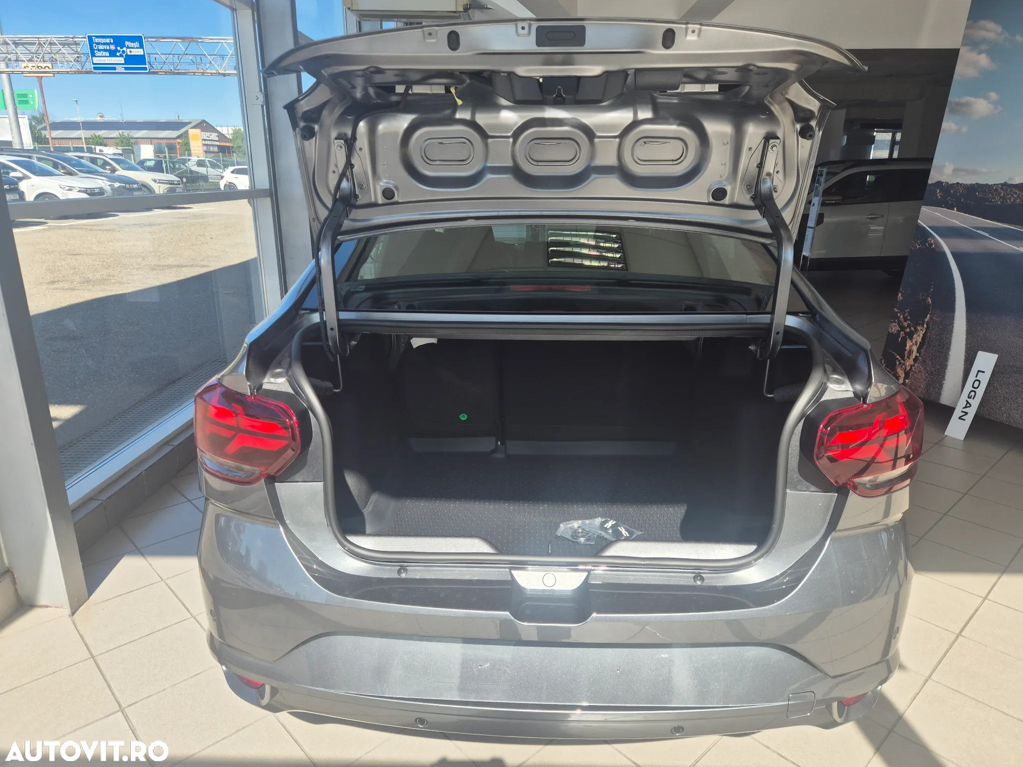 Dacia Logan ECO-G 100 MT5 Essential - 10