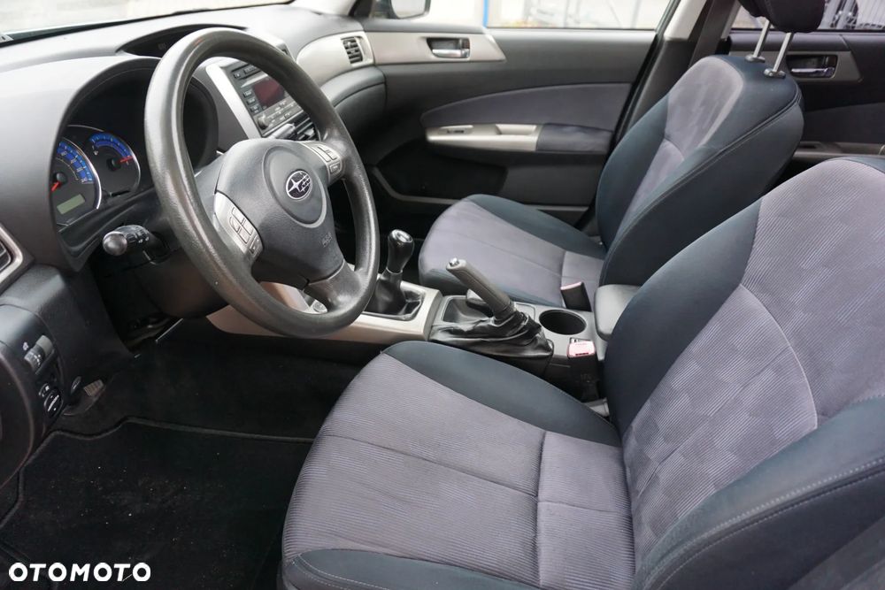 Subaru Forester 2.0 XA TRE - 8