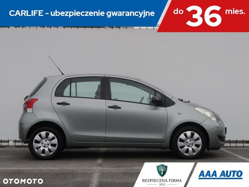 Toyota Yaris - 7