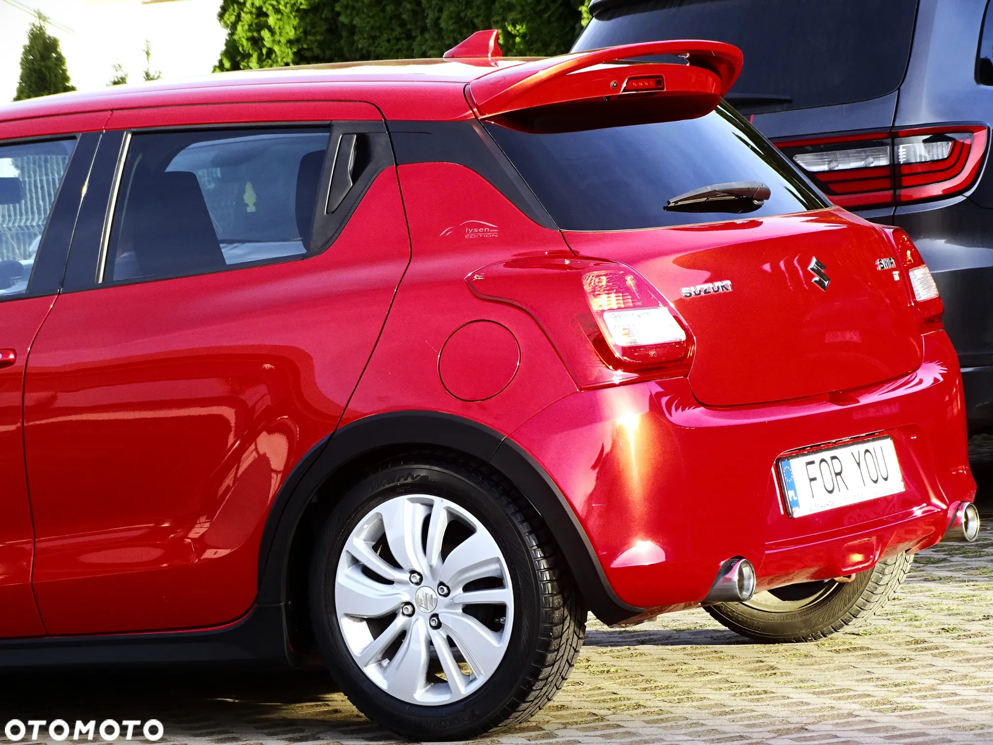 Suzuki Swift 1.2 Premium Plus - 8