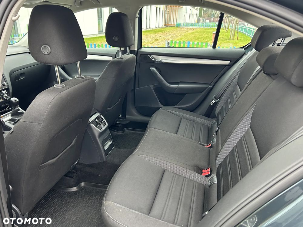 Skoda Octavia 1.4 TSI Ambition - 13