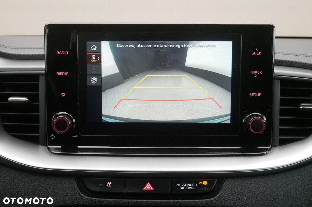 Kia Ceed 1.5 T-GDI M - 19