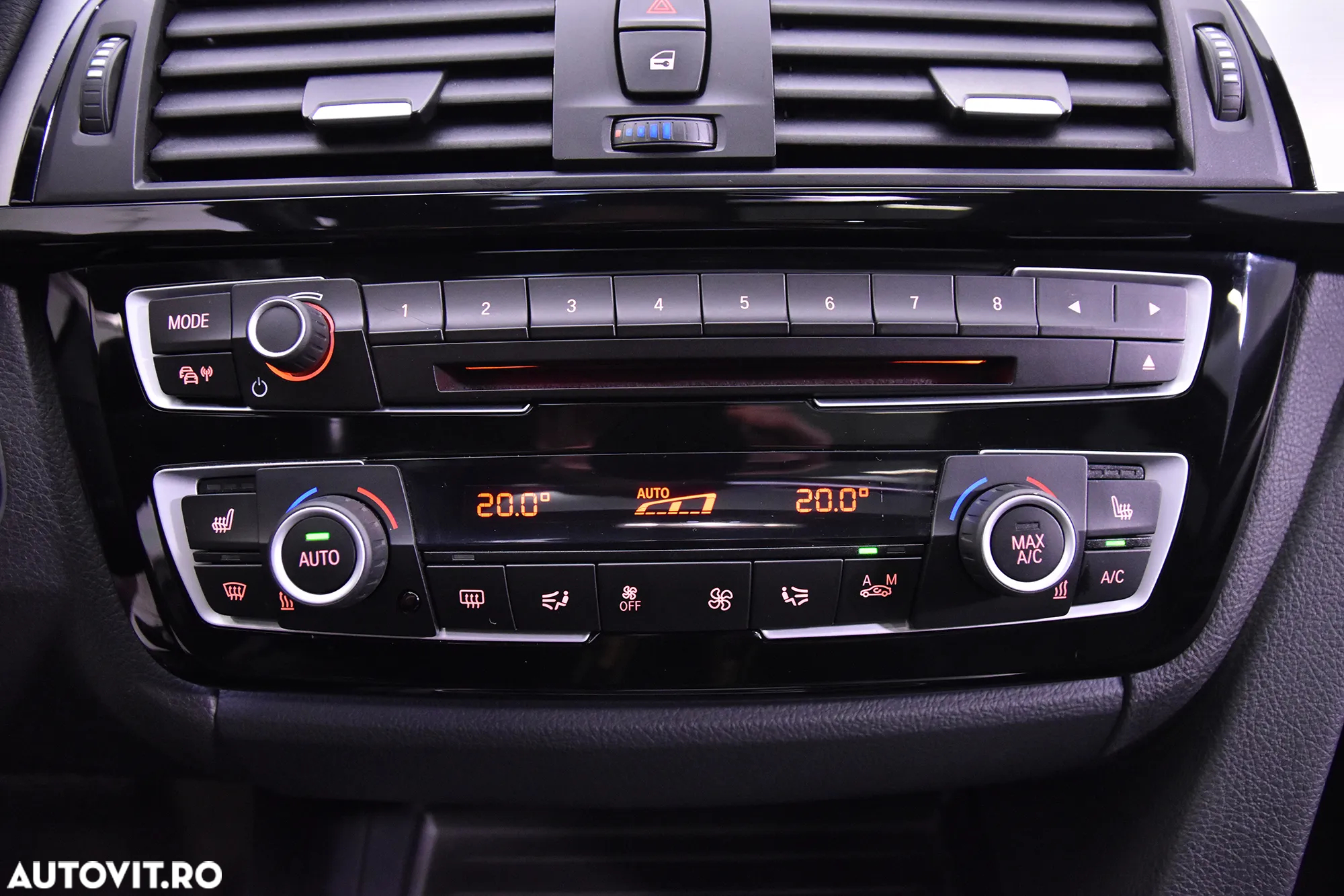 BMW Seria 3 318i Touring Aut. M Sport - 18