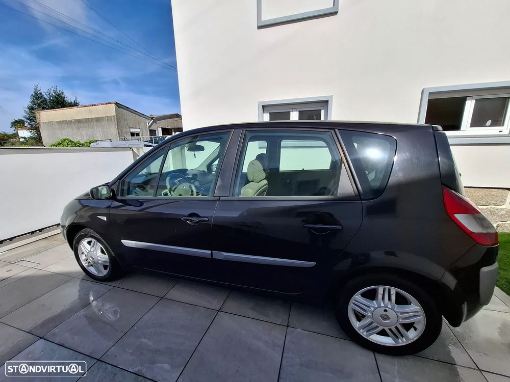 Renault Scénic 1.5 dCi Dynamique - 4