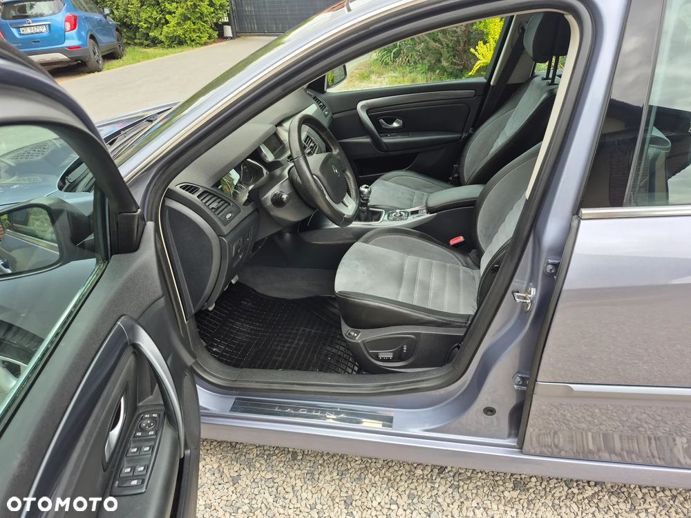 Renault Laguna dCi 150 FAP GT - 13