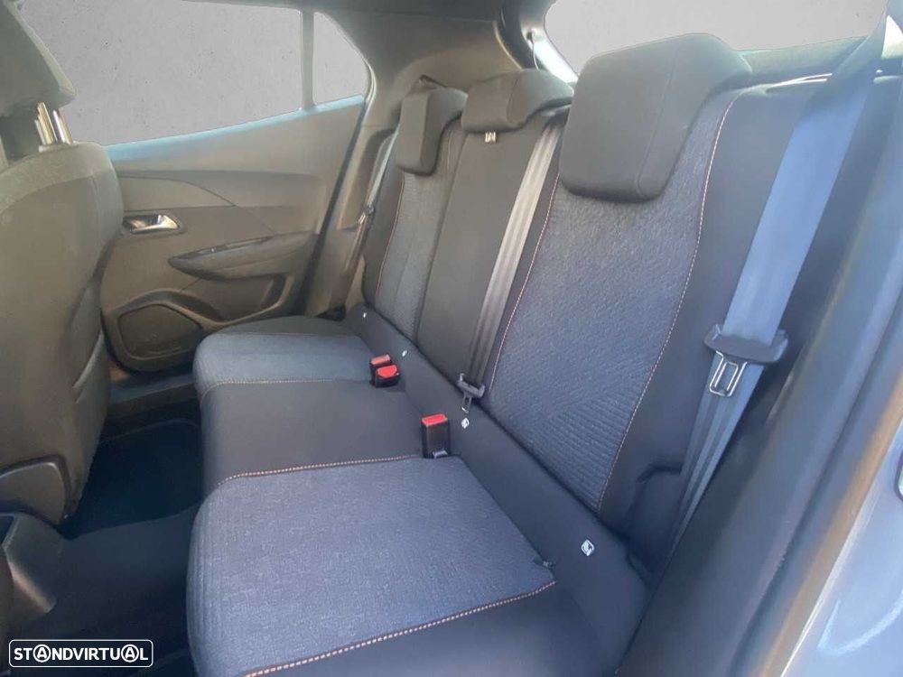 Peugeot 2008 1.2 PureTech Active Pack - 10