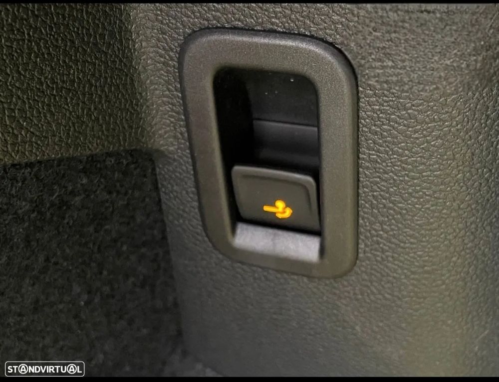 VW Golf 1.5 TSI e-Hybrid GTE DSG - 27