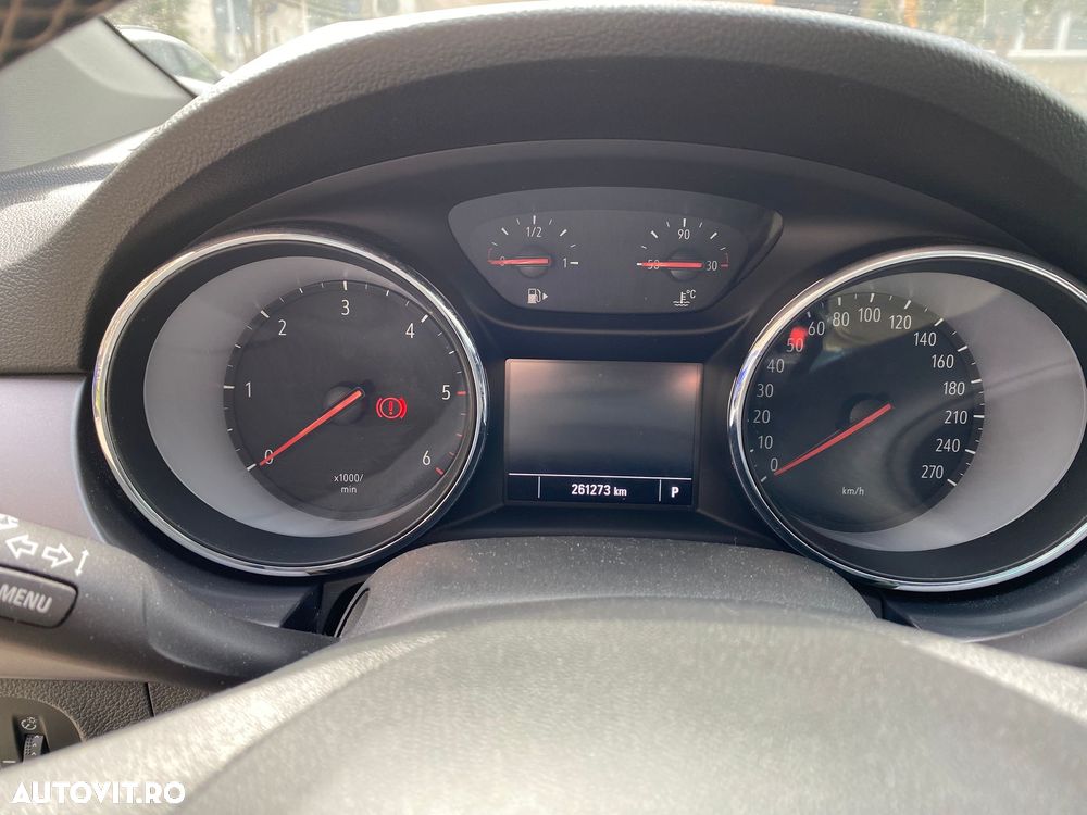 Opel Astra 1.6 D (CDTI DPF) Aut. Edition - 10