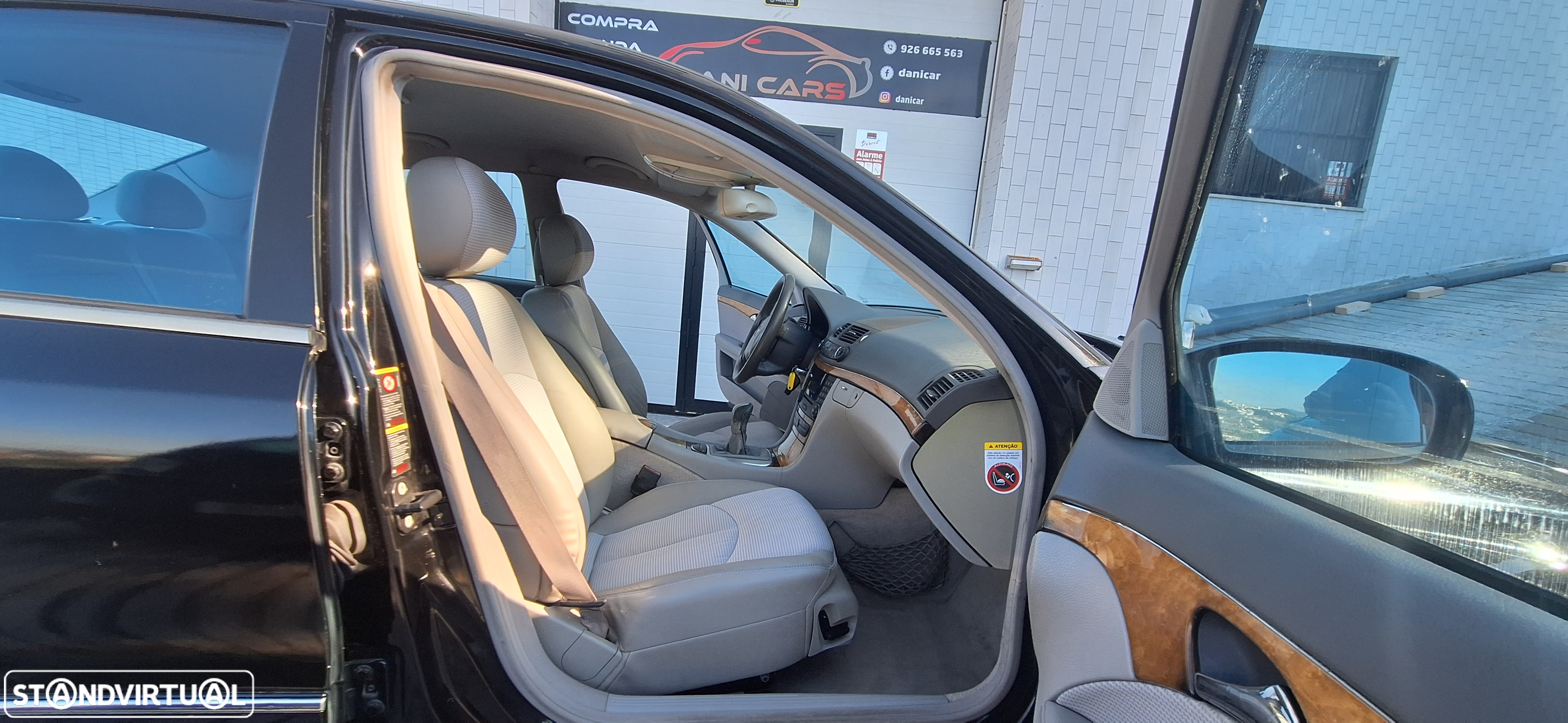 Mercedes-Benz E 220 CDi Avantgarde - 13