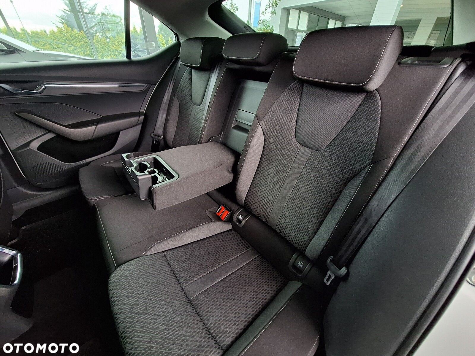 Skoda Octavia 1.5 TSI ACT Style DSG - 20