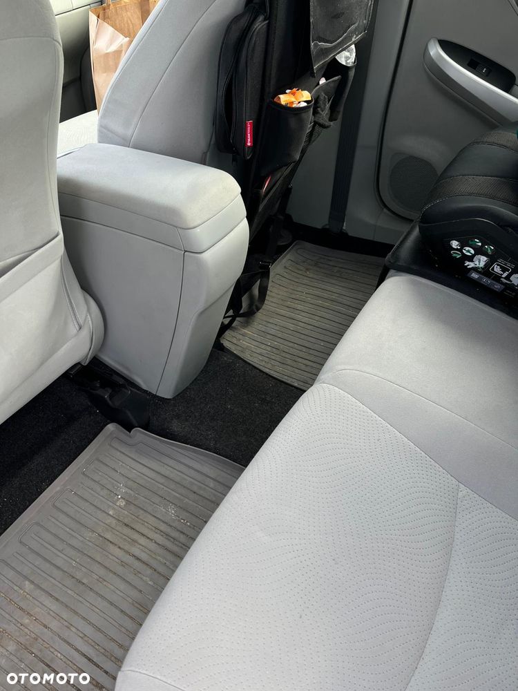 Toyota Prius 1.8 HSD Luna - 5