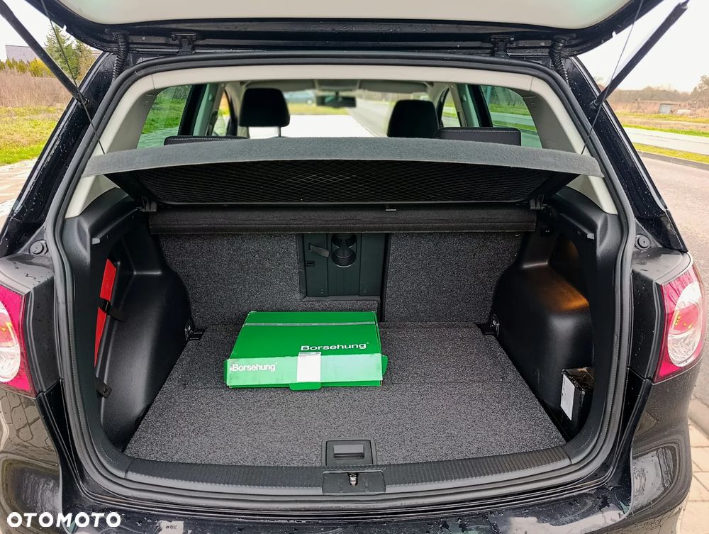 Volkswagen Golf Plus - 17