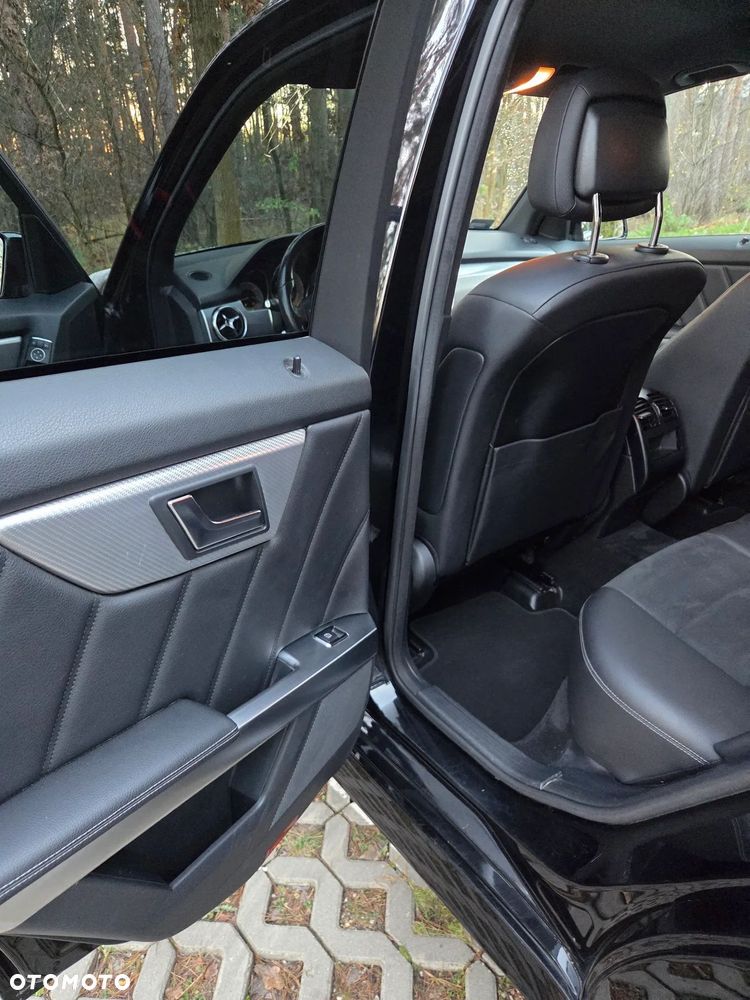 Mercedes-Benz GLK - 11