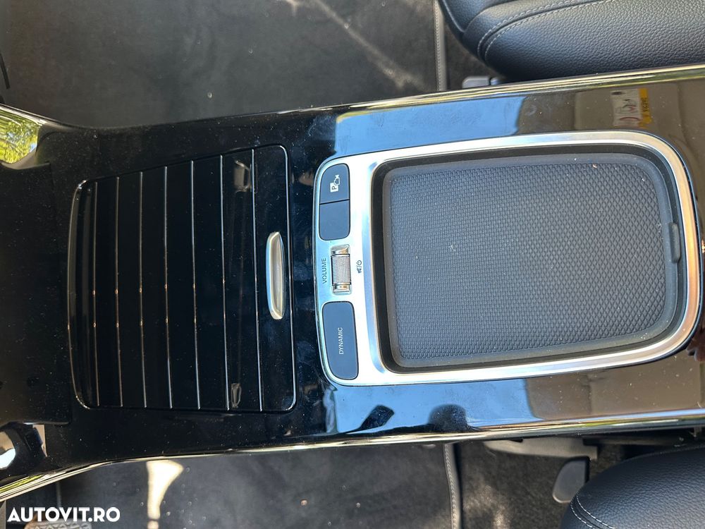 Mercedes-Benz A 250 e 8G-DCT - 10