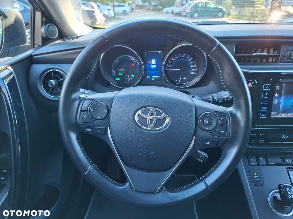 Toyota Auris - 17