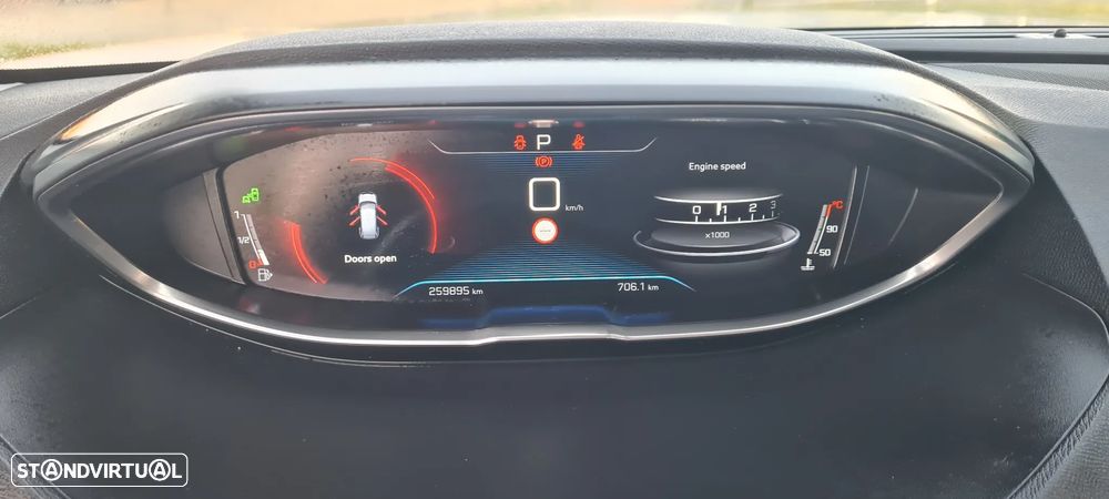 Peugeot 5008 BlueHDI 130 EAT8 Allure Business-Pack - 25